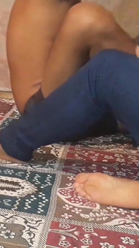 Sonali si tante seksi india ini keliat dientot habis-habisan sama besaran sahamstar