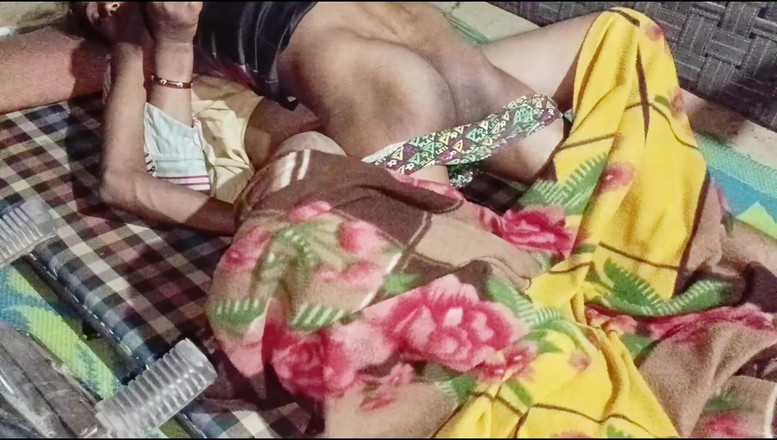 Indian sex2: Sesso con la sorellastra indiana tutta la notte