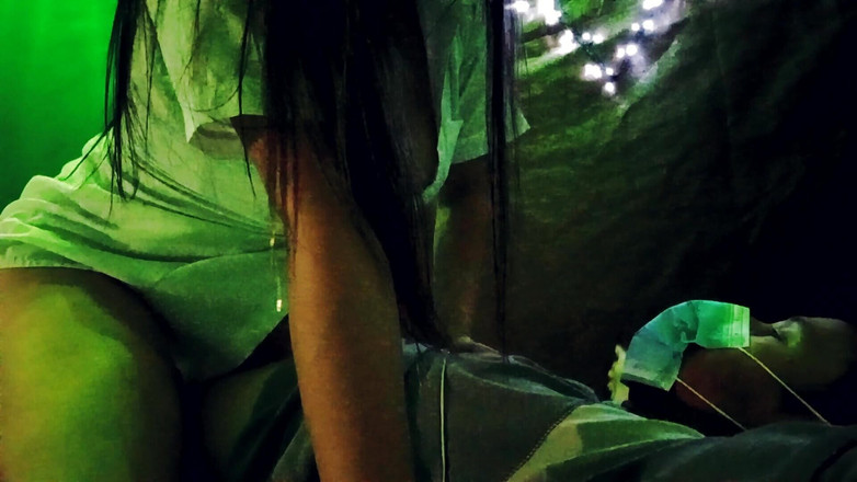 Martin13: Sangat mesra dan menyenangkan! Cikgu menjemput saya ke petang romantik...