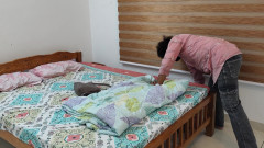 Vaigavarun45: Il ragazzo sconosciuto entra in una casa di una ragazza...