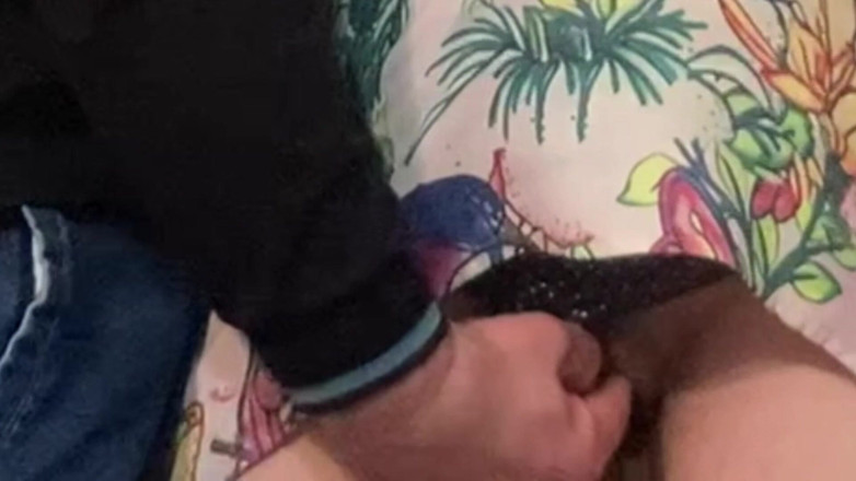 Niki studio: Cheating Wife Masturbated in a Crowded Subway