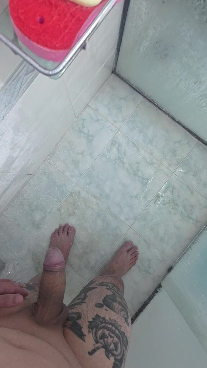 Lkdick8: Іди прийми душ зі мною