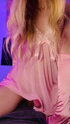 Do I Look Like a Slutty Little Princess in Pink;)