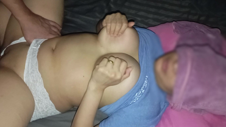undoin: Ambos gostavam secretamente de fazer sexo com freqüência. Minha madrasta