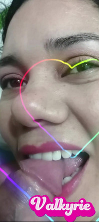 Valkyrieandluigy来跟着我看新视频