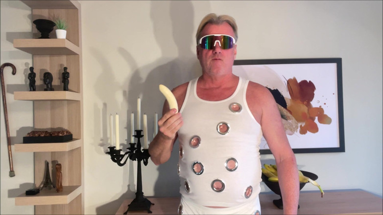 Dom Rod: 香蕉屁股——001