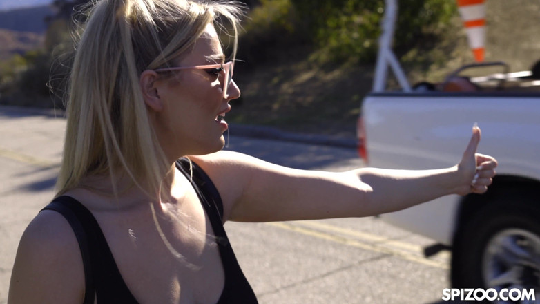 Spizoo: Bubble butt skönhet Blake Blossom tight fitta knullad av främling