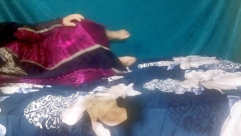 Ahmed and Samah: Fodendo seu meio-irmão, a prostituta