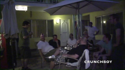 BAREBACK ORGY CLUB: Mengisap semua teman-temannya yang straigth di fiesta di malam hari