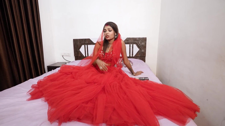 SEXYBHABHIX: Indian Desi Girl Celebrated Her Wedding Night
