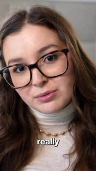 Leana Lovings musste M * sturbate zu Sea Shanties für 3 Stunden! | Pornostar-Interview | Erwachsenenzeit
