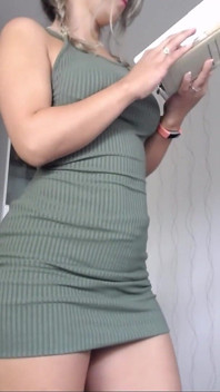 seksidiya seksi dres strip sho
