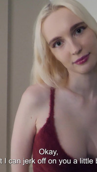 Stiefmutter hilft mir beim abspritzen - lass mich ihre muschi reiben und große ölige titten ficken