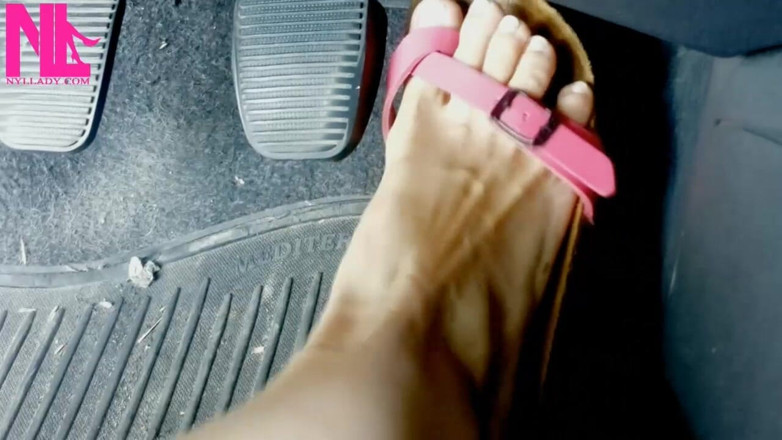 Nyllady: Revving en flops de birkenstock rosa