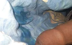 Un'altra scopata si masturba su Razai