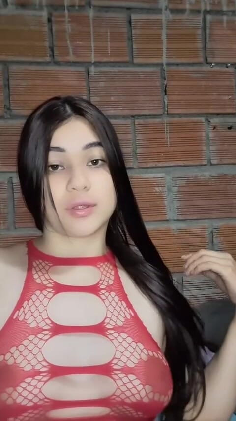 Yulieth Gomez: Diversión amateur con una madrastra y sus hermosas tetas yuliethgomez
