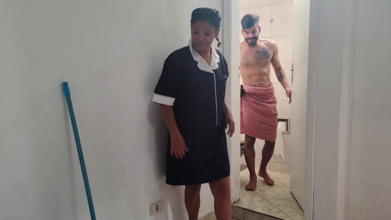 Tiffany Montavani: होटल की नौकरानी ने मेहमान के साथ कंडोम के बिना सेक्स किया