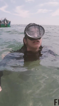 kairebiyan saagar ko devi bridaple maask daiving glas milta hai