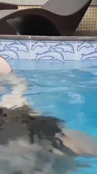 Tôn sùng dưới nước - Kiểm soát không khí và thực hành trên hồ bơi của Jessica và Nô lệ Bianca