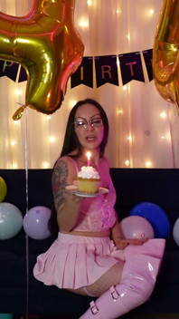 It's My Birthday! Sing to Me