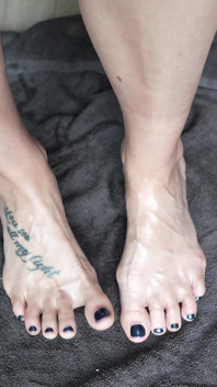 Baby Oil on My Toes