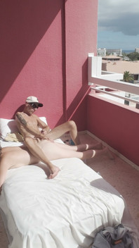 Slipping It in Her Ass While She Catches a Tan