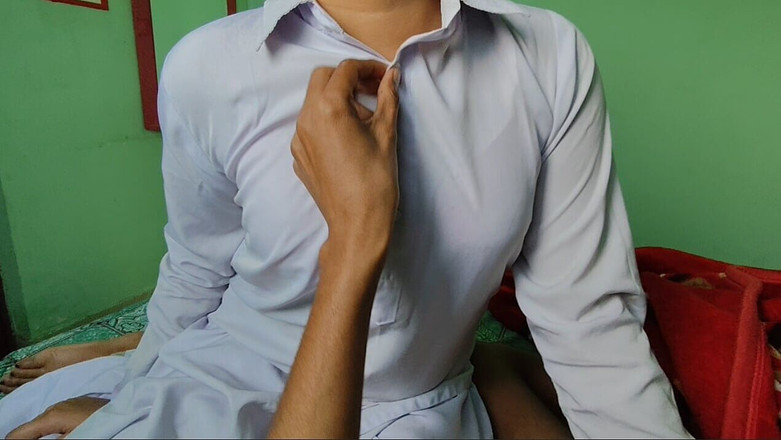 Mili bhabi: Desi Indian Desi Village School Girl Sex