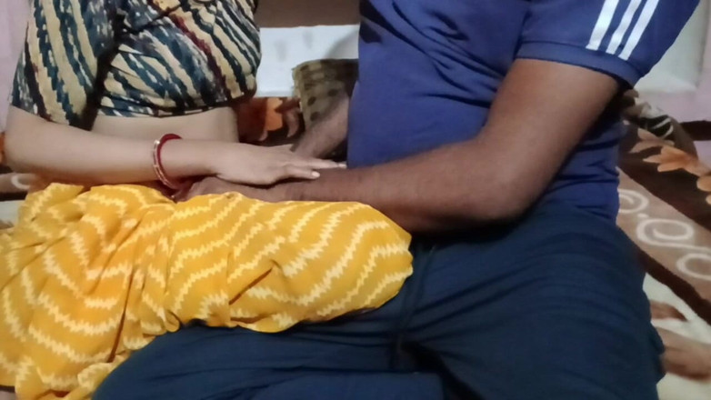 Kimmo: Berbagi kamar saudara tiri malam hari ngentot saudara tiri