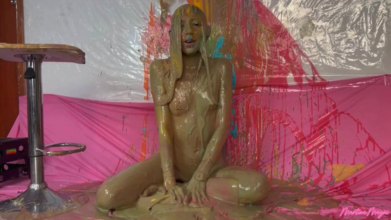 MartinaMagni: Wam!! Štíhlá katastrofa se zástěrou