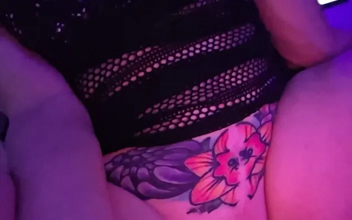 Dalish: My God, Thats Fucking Hot.
