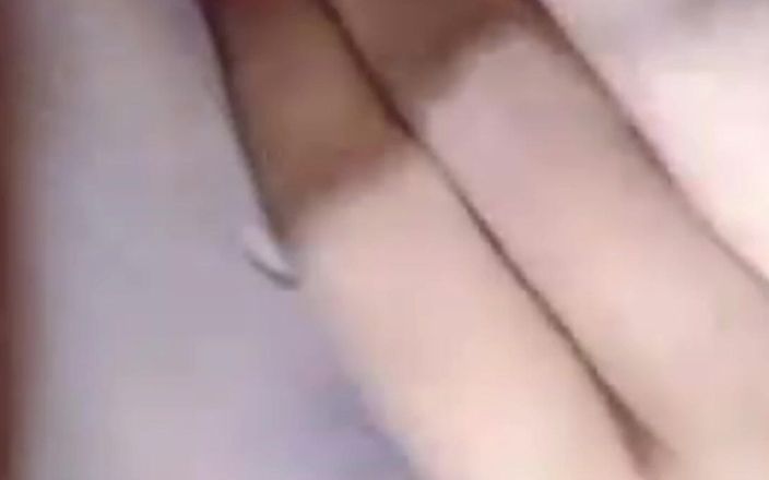 Carol Rayos De Guzman: Jucării pentru un armăsar asiatic bun