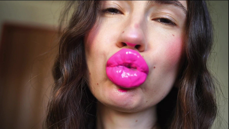 Rarible Diamond: Layers of Pink Lipgloss