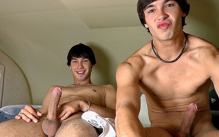 East Boys studio: Caravan Boys - Aston Twinnies