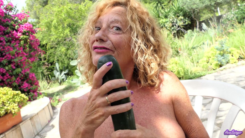 Anne Swinger: Karotte und Zucchini für mich, heiß !!