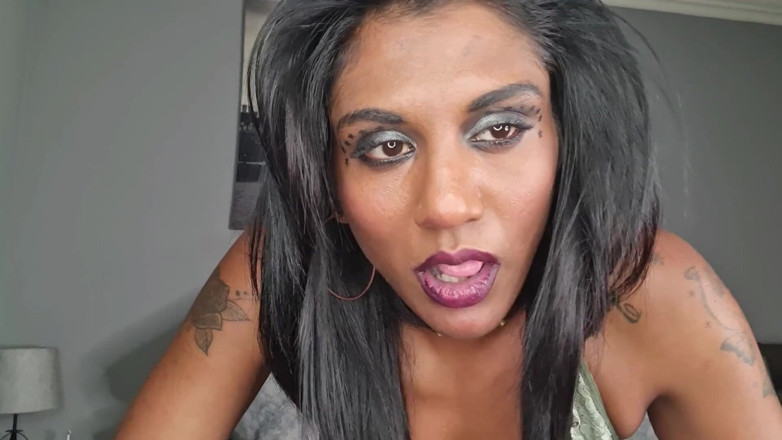 domslutfucker: หีอินเดียขยะขายหน้าตัวเอง พูดสกปรก แล้วให้แตกคาปาก JOI