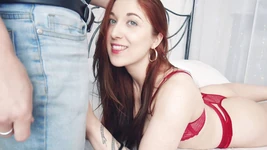 Trish Collins com boca fodida