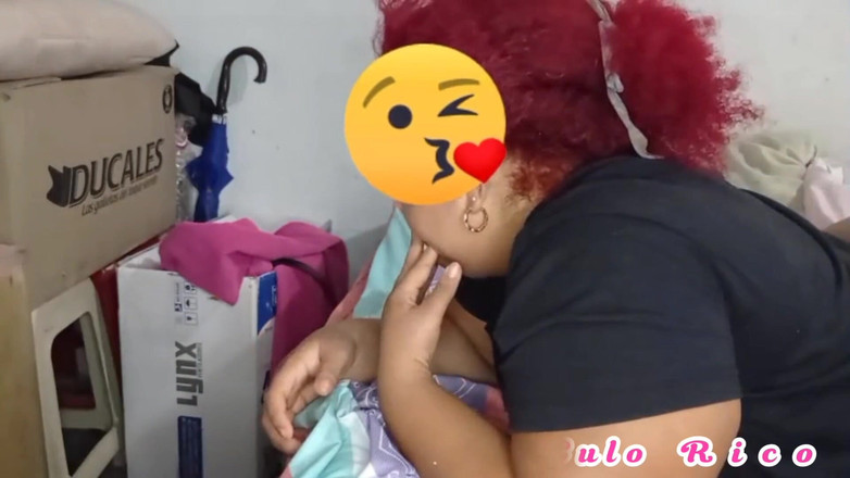 Gordita Culo Rico: 나는 내 계모가 누워 있는 것을 발견하고 내가 그녀를 켭니다 때까지 그녀를 만지기 시작, 나는 그녀의 모든 후장 을 넣어.