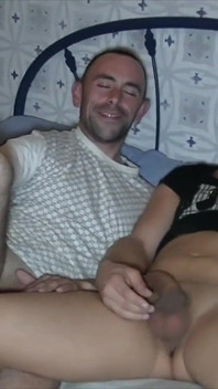 Шлюшка twink відтрахана прямо в Jockstrap
