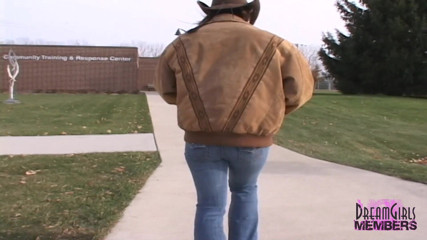 Dream Girls: Country girl gets naked in Iowa