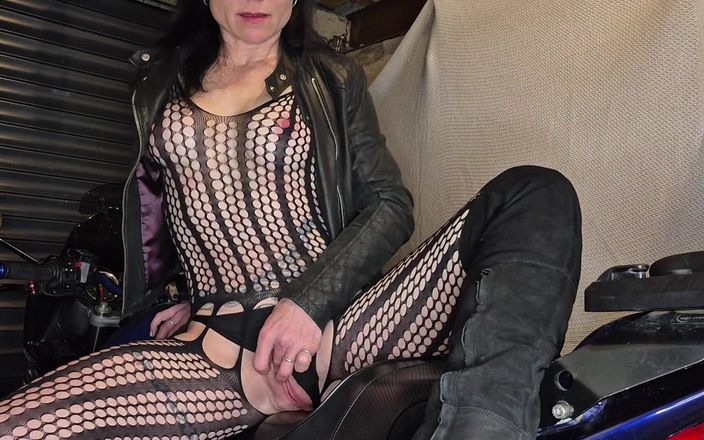 Demelza: Bike Night