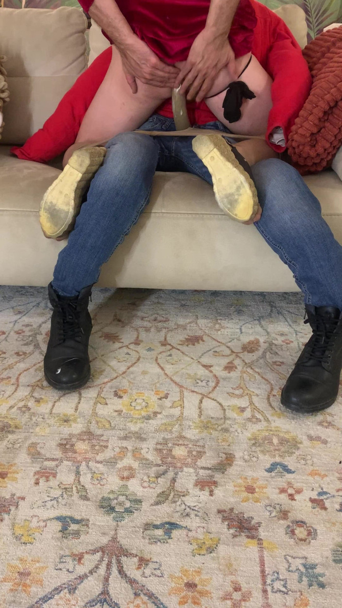 cd_aysemmm: De eerste seksuele ervaring van mijn stiefzoon