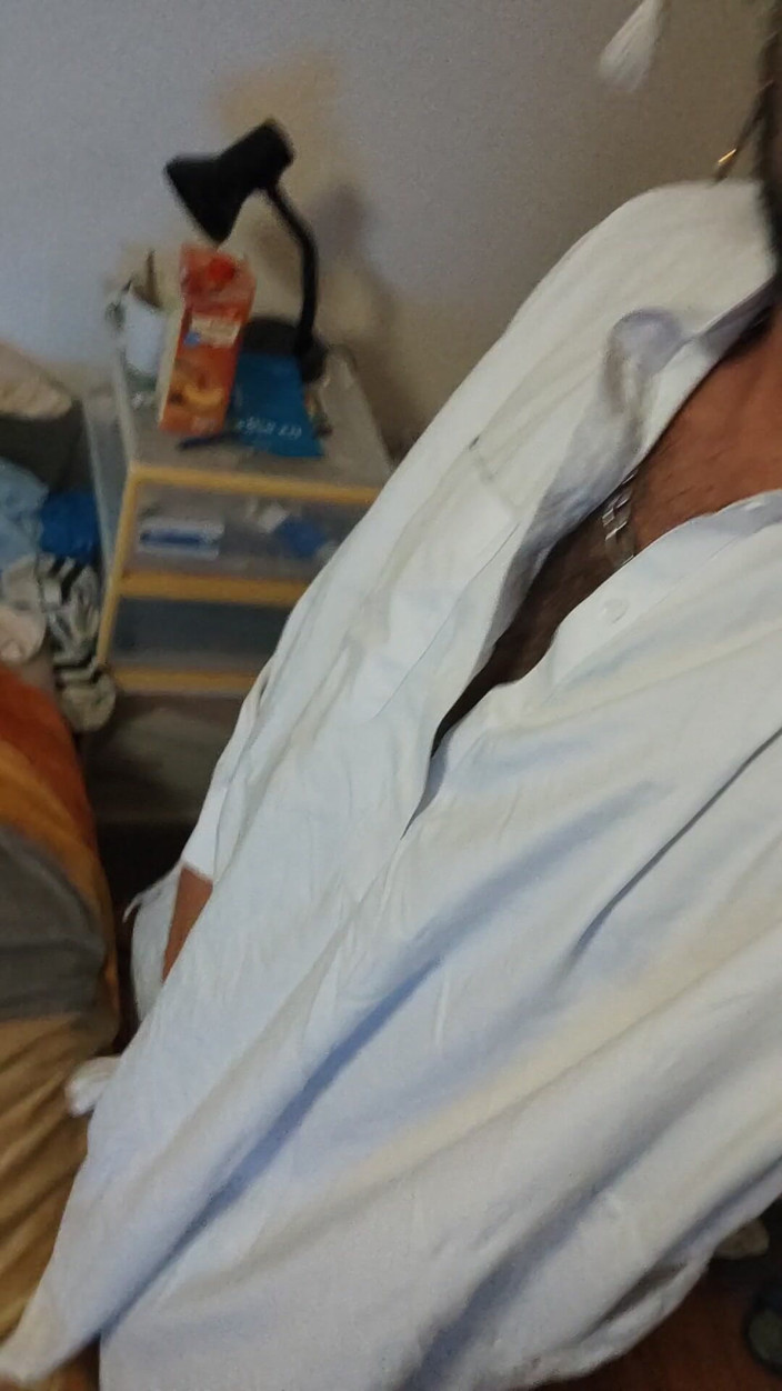 SmokedAlloy2: Makyajda, sapık bir Afgan gibi giyinmiş azgın dj-bro