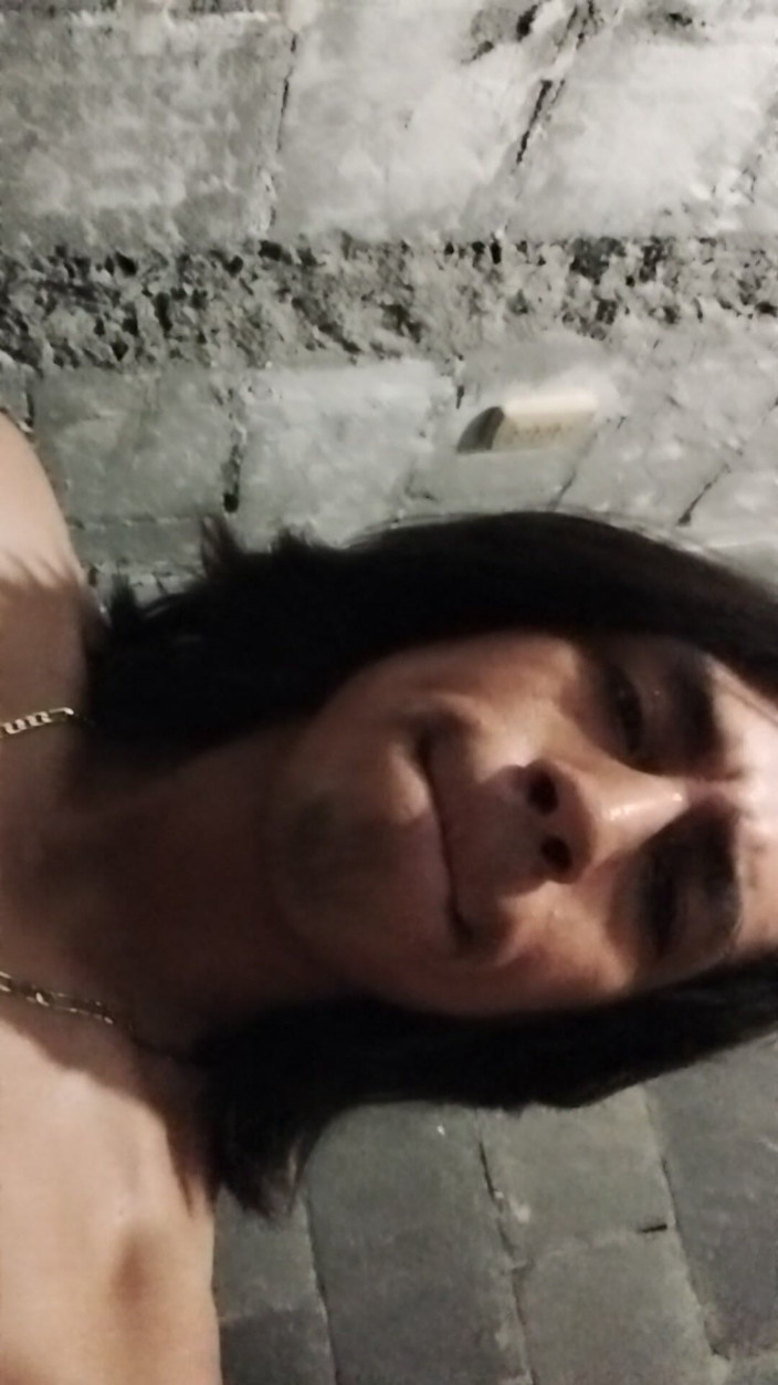 AlexAlejandro13: Можеш сходити в туалет