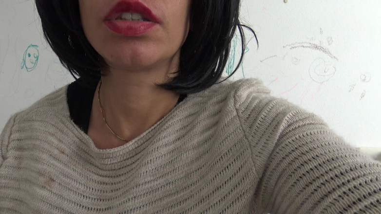 Stepmom Susan: 임신 중 이스탄불에서 남자를 만나고 싶어하는 싱글 E