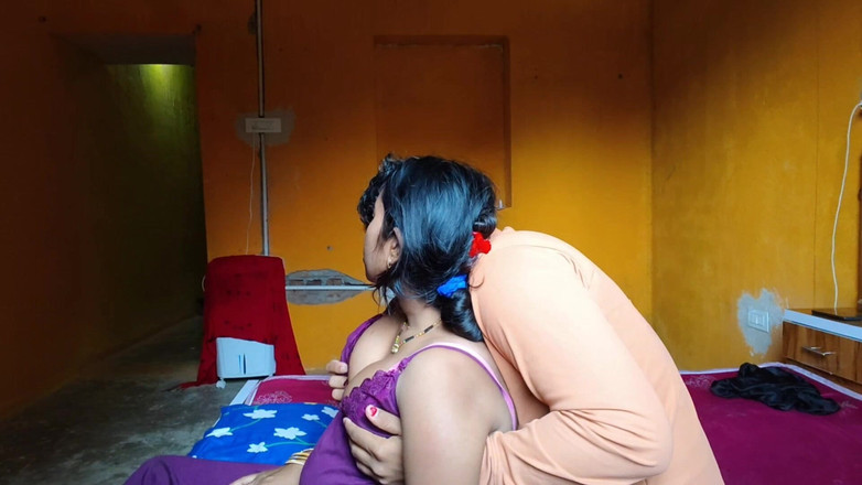 Kumari Queen ji: Mijn stiefzus en ik waren alleen in het oude huis....