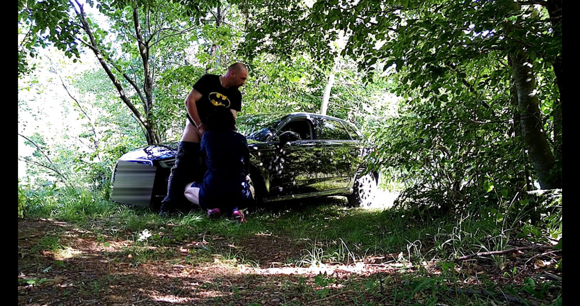 Toilet Mommy: Chupando o pau do colega de trabalho