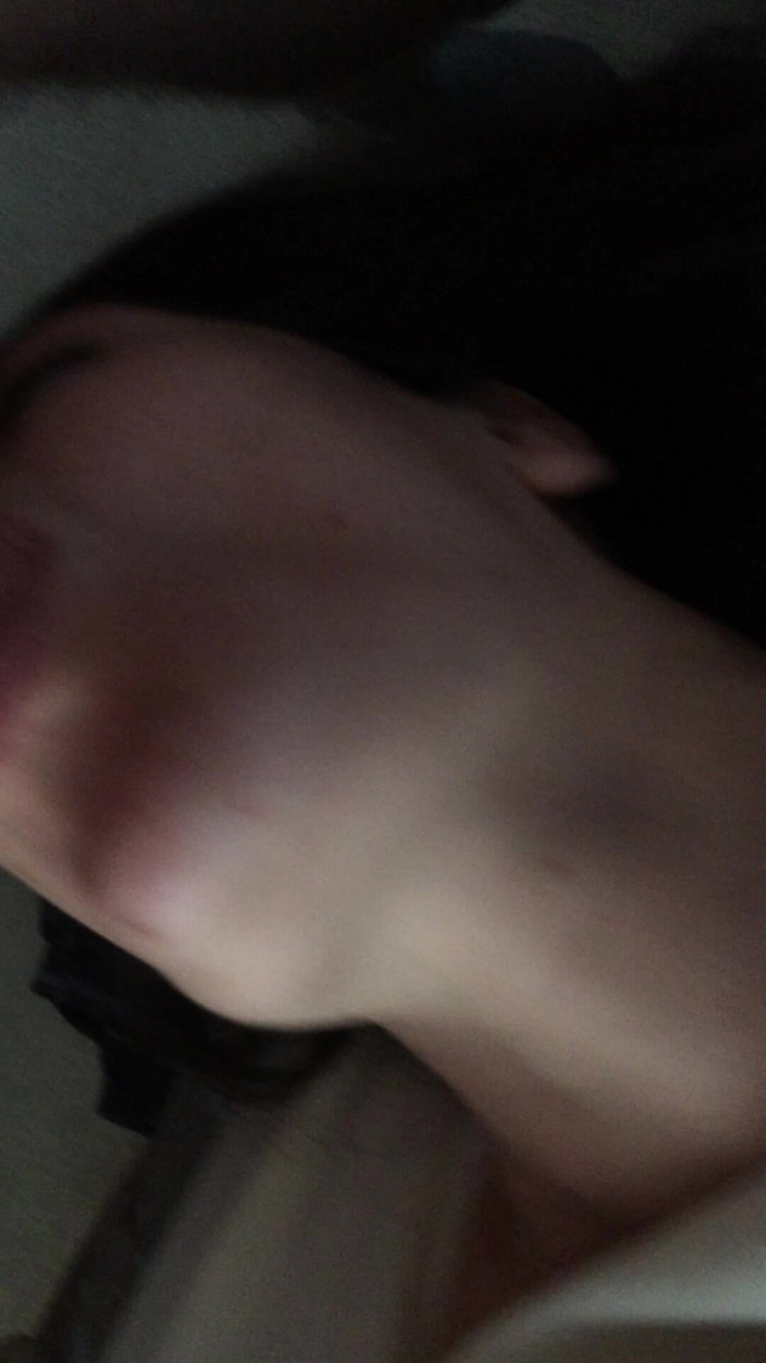 golgi713: ベッドの上でフェラチオ