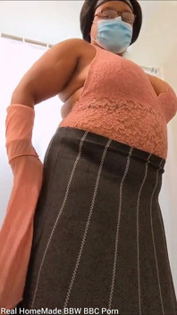Striptease Rubbing My Pussy Shaking My Booty
