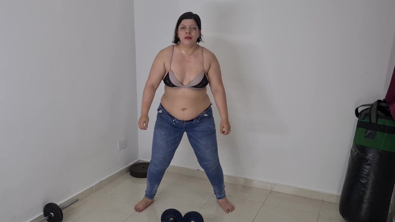 Alice H: L'allenamento della ragazza mascherata