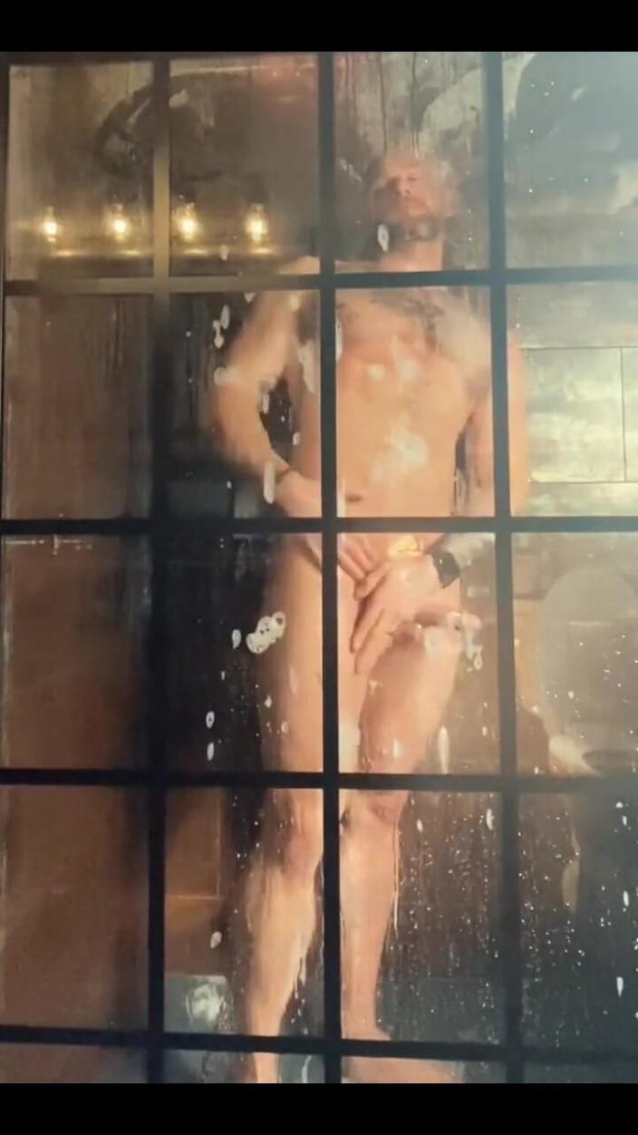 Leo Bayne: 我低调的感觉就像一个多媒体大师